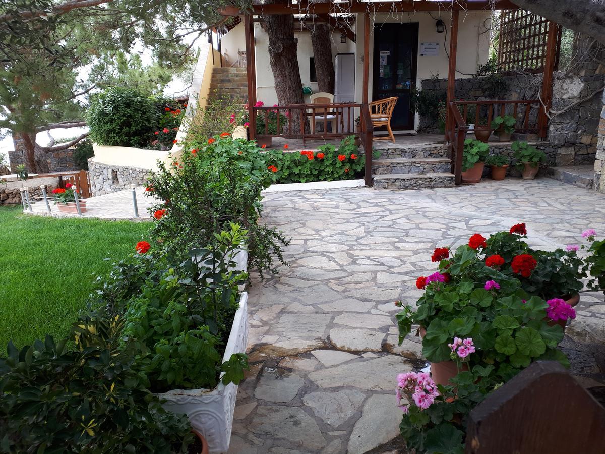 Ferma Solaris Apartments Agia Fotia  Exteriör bild